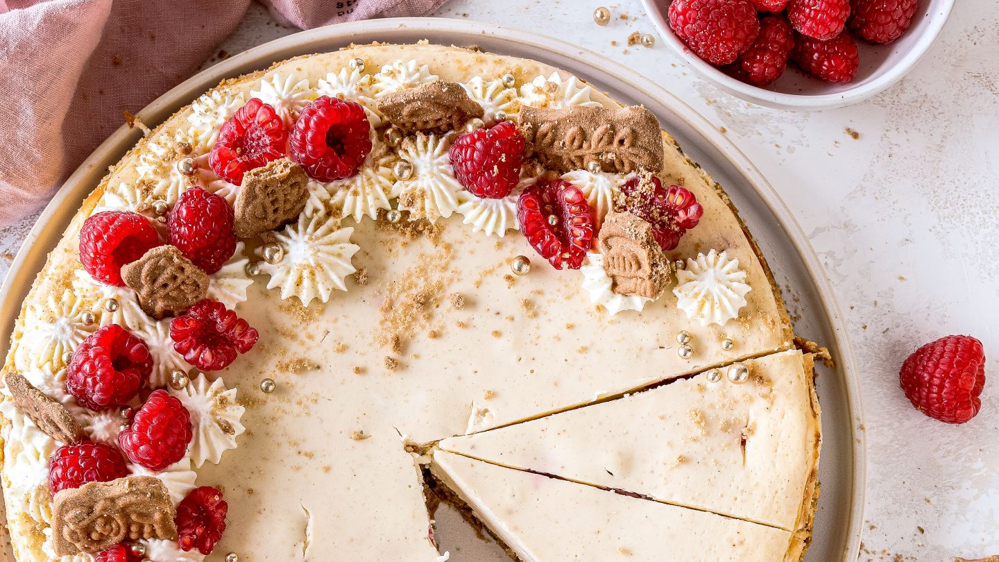 Himbeer-Spekulatius-Käsekuchen mit Spekulatius-Boden