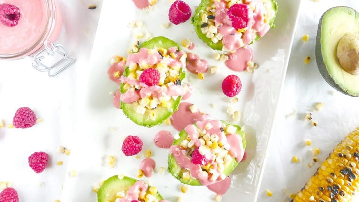 Avocado Cups mit frischer Himbeer-Vinaigrette Driscolls