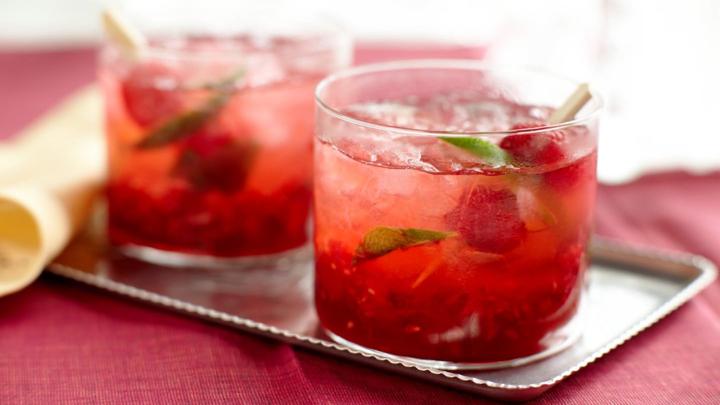 Himbeer-Caipirinha 