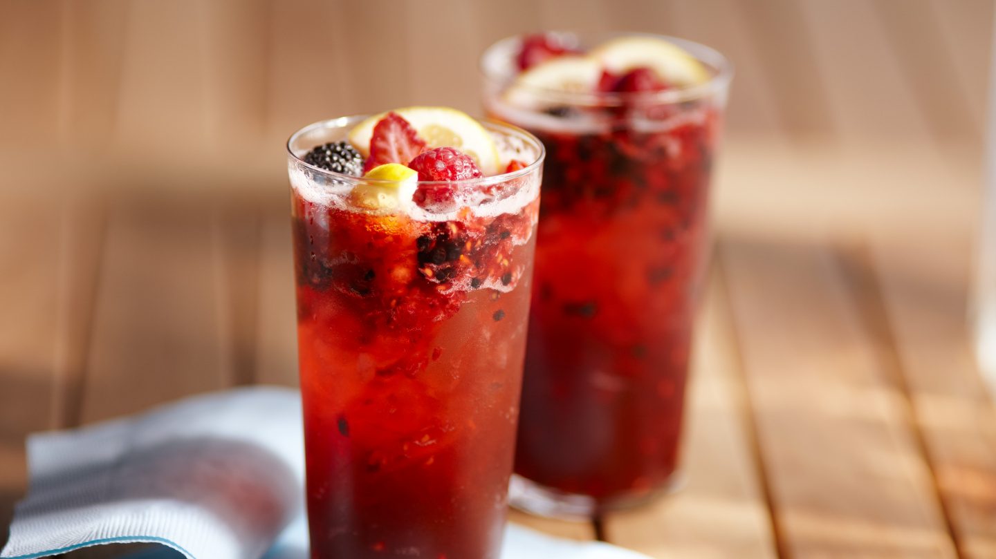 Einfaches Beeren-Sangria-Rezept Driscoll's 