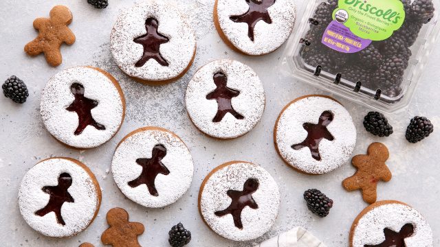 Linzer Kekse mit Brombeeren