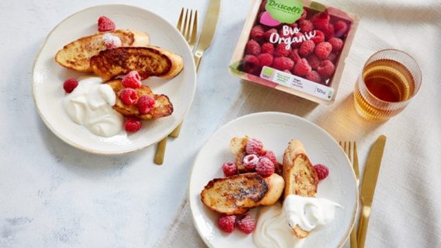  Pain Perdu mit griechischem Joghurt und Himbeeren Driscoll's