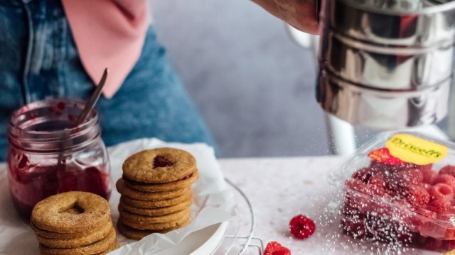 Dessert-Rezept für Donauwellen frischen Beeren
